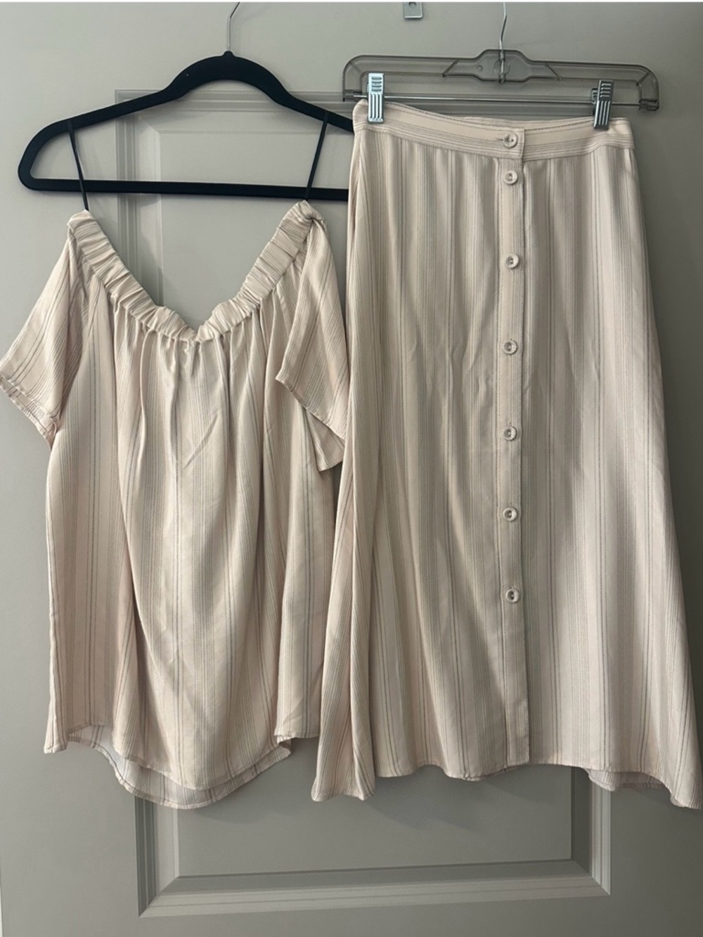 NWT Cream Button-Front Midi Skirt with Matching Off-Shoulder Top